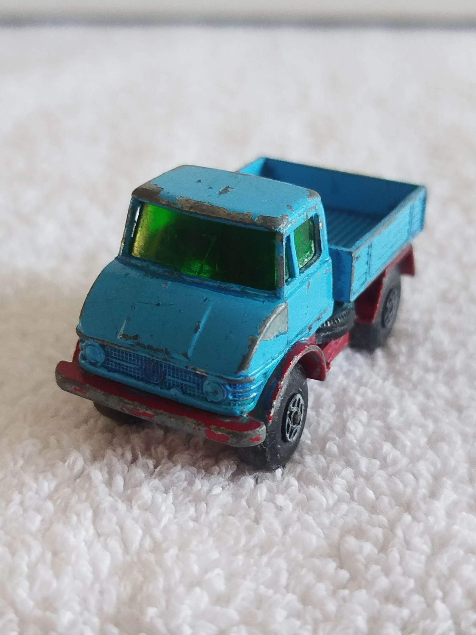 Matchbox Lesney N49 Mercedes Benz Unimog 